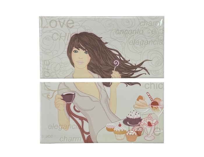 סט בחורה בבית קפה (2 אריחים). 
גודל: 20*10