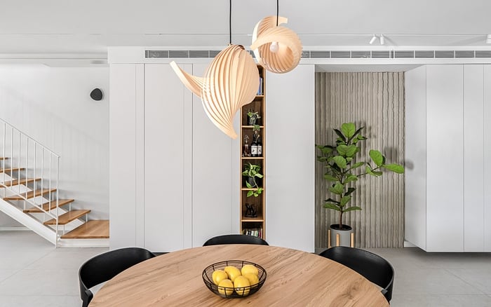 ריצוף - דגם 97000 דמוי אבן אפרפר 60*120, R10 נגד החלקה.  

מעצבת: ליאת עסיג 
צילום: מאור מויאל


