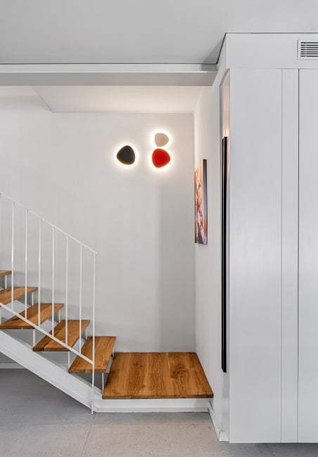 ריצוף - דגם 97000 דמוי אבן אפרפר 60*120, R10 נגד החלקה.  

מעצבת: ליאת עסיג 
צילום: מאור מויאל


