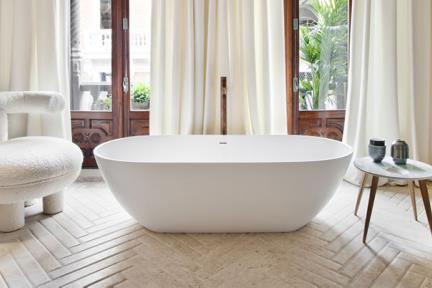  אמבטיה פרי סטנדינג BT19. אמבטיה אובלית לבן מט - אבן מלאכותית 
גודל: 80*170 
גובה: 50