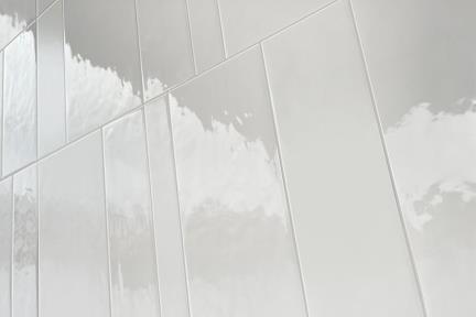 אריחי וינטג' לחיפוי קיר בסגנון עתיק 31652. לבן אנטיקה מחולק לגדלים שונים. 
גודל: 60*30 
תוצרת ספרד