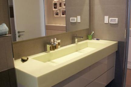 חדר אמבטיה. עיצוב-אורן אדריכלים 
אריחי בד 
