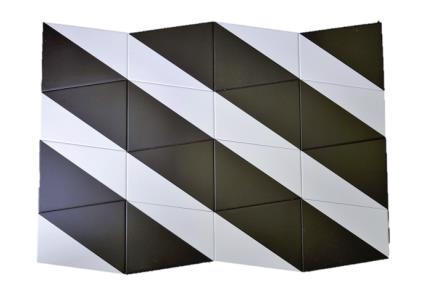 דגם 1011985. אריח פרמידה שחור-לבן לקיר תוצרת UNDEFASA ספרד. 
גודל: 12.5*15
